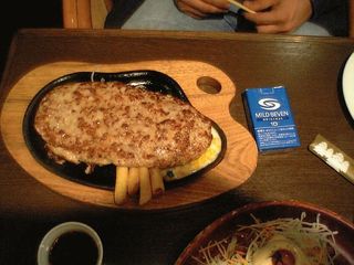 レギュラーバーグステーキ