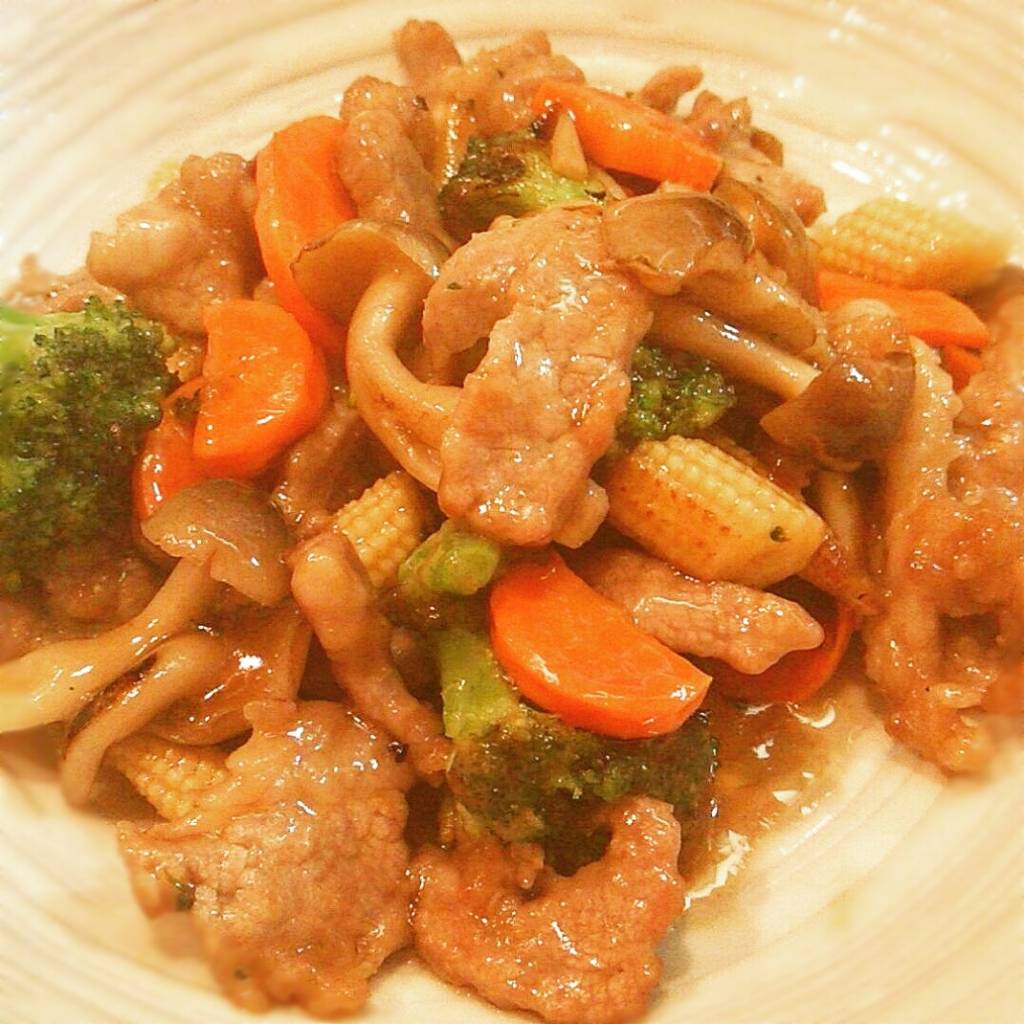牛肉のオイスターソース炒め