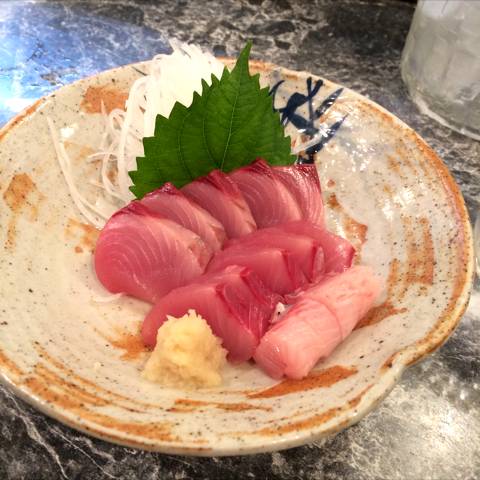 カツオのお刺身