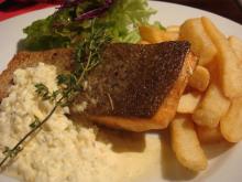 サーモンのタルタルソース