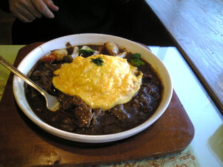 野菜のデミグラスシチューオムライス