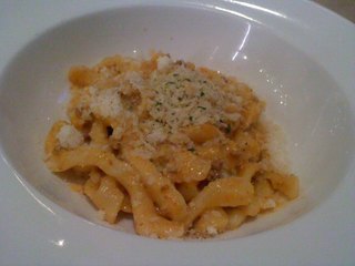 粗挽き肉のボロネーゼ