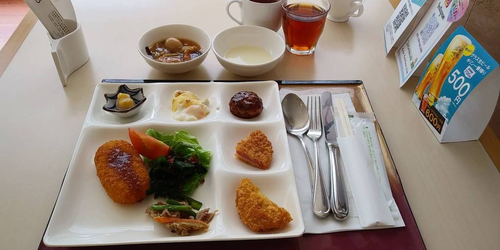 ランチバイキング