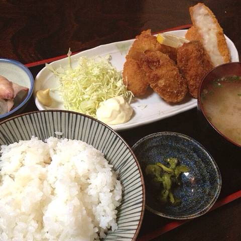 ミックスフライ定食