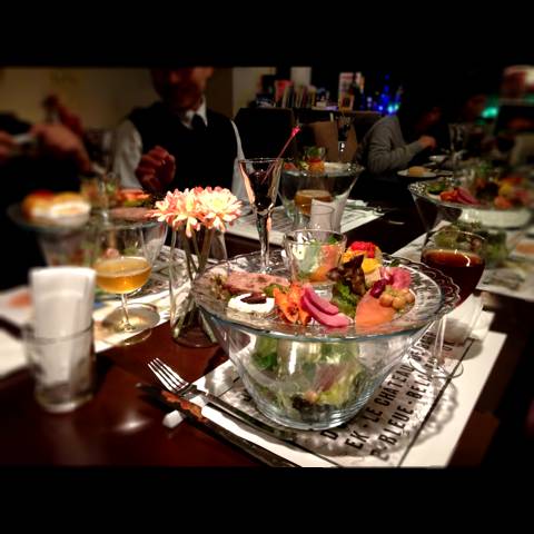 飲み放題 ３０００円コース　前菜盛り合わせ