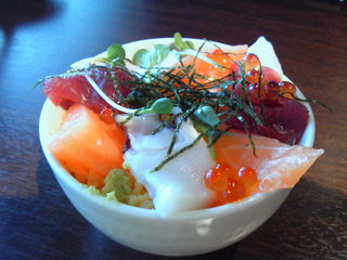 彩りバラちらし丼