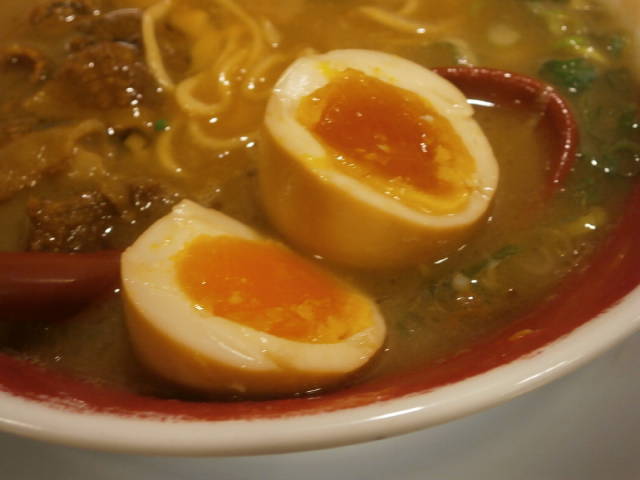 こってり味玉ラーメン