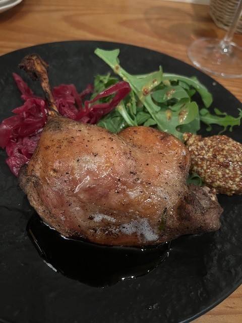 鶏もも肉のコンフィ