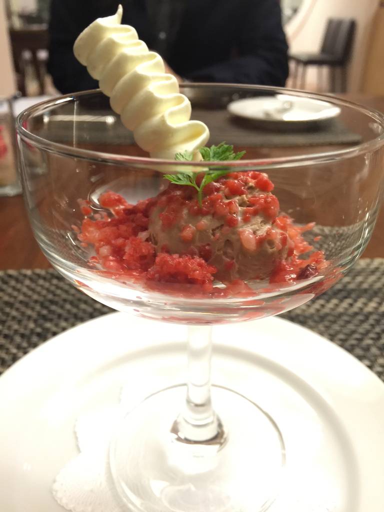 チョコムースとイチゴのクランブル