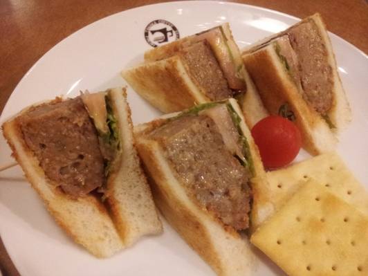 ハンバーグサンド