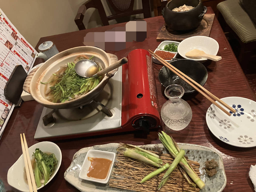 合鴨せり鍋、はらこ飯、せり鍋、アスパラと月山筍炭火焼、塩麹れもんスカッシュ、飛露喜