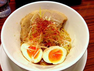 スパイシーレッドチリ麺