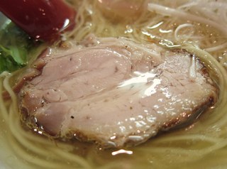 香彩鶏だし味玉塩らーめん