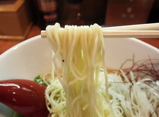 香彩鶏だし味玉塩らーめん