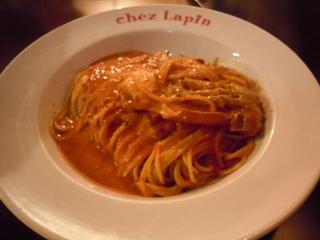 渡り蟹ととろけるチーズのトマトクリームソース