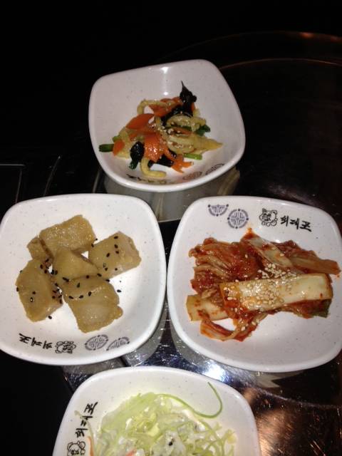 ランチの小鉢３皿とサラダ