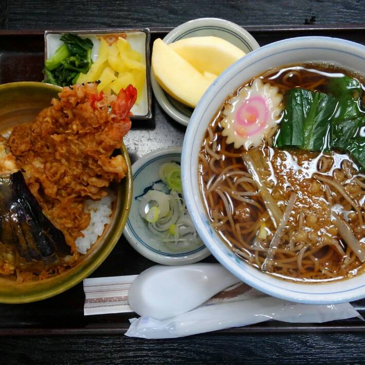天丼とたぬきそばセット