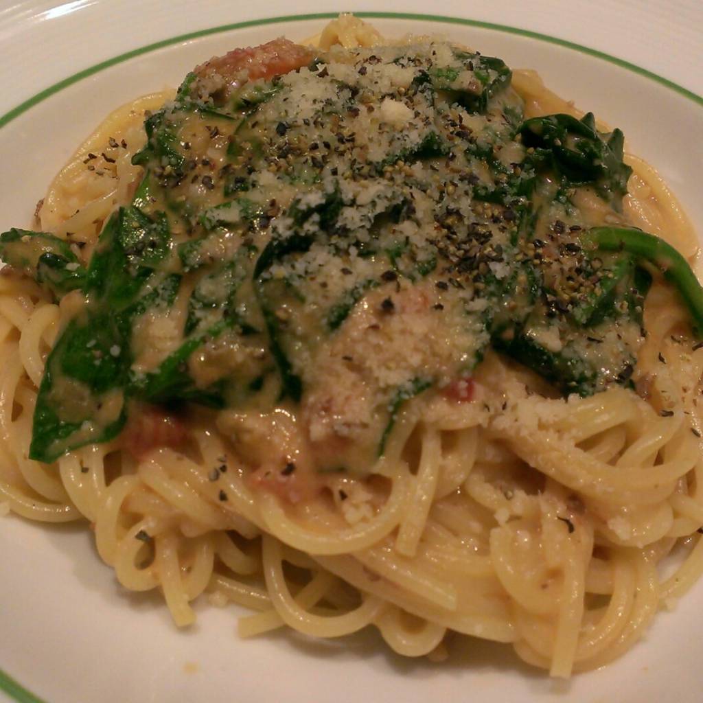 半熟卵・ほうれん草のミートクリーム