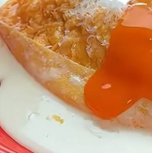 濃厚チーズの”沼”オムライス