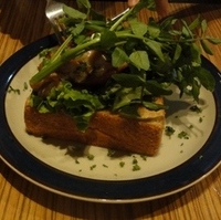 ローストチキンのオープンサンド