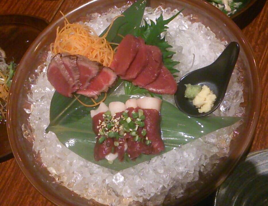 極選馬刺しの盛り合わせ