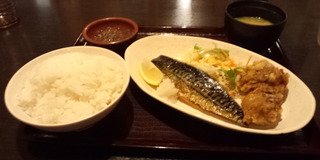 さばの塩焼きと唐揚げ