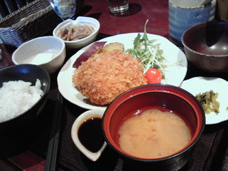 さくさくの野菜コロッケ御膳