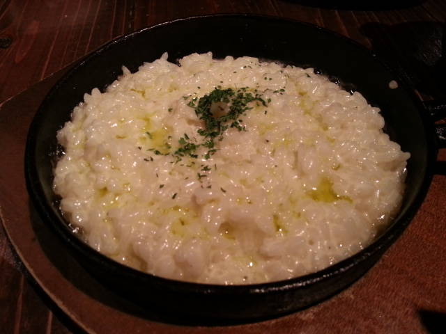 濃厚チーズの鉄板焼きリゾット