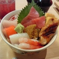 海鮮丼
