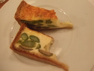 キッシュアスパラ