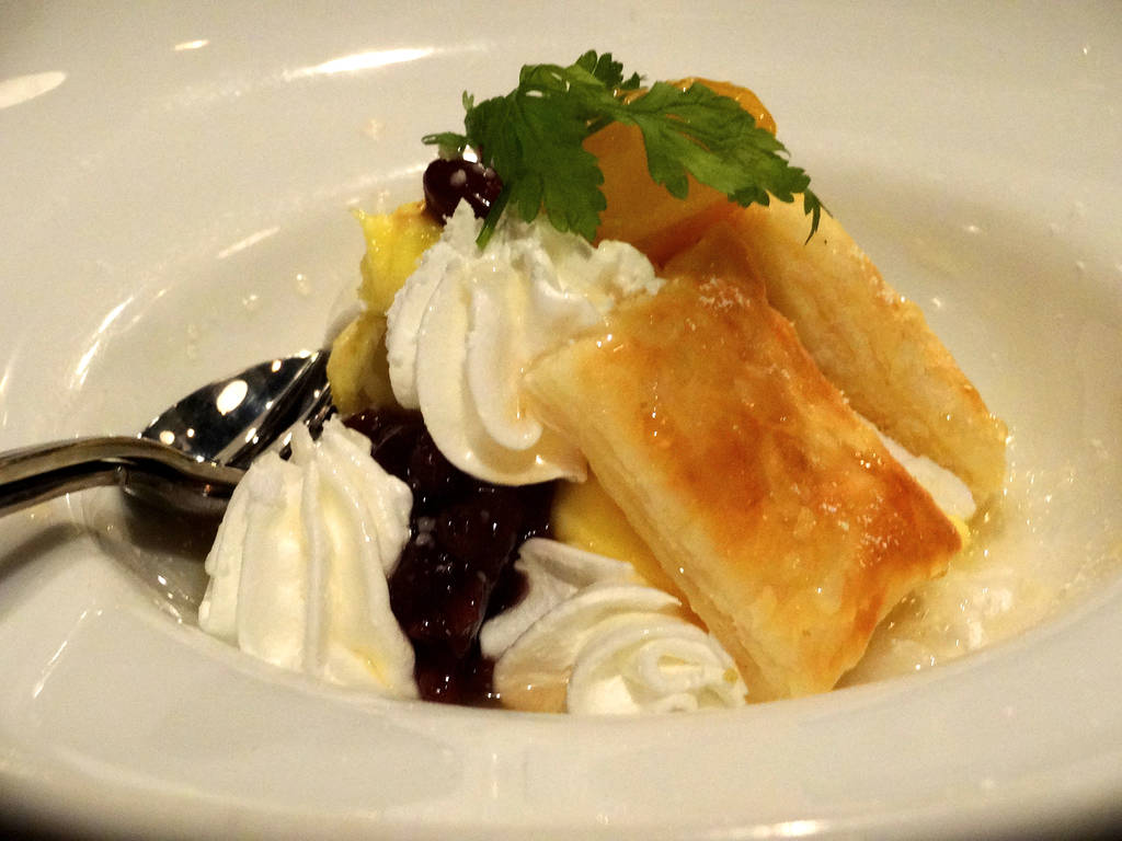 栗とあずきのカスタードパイ