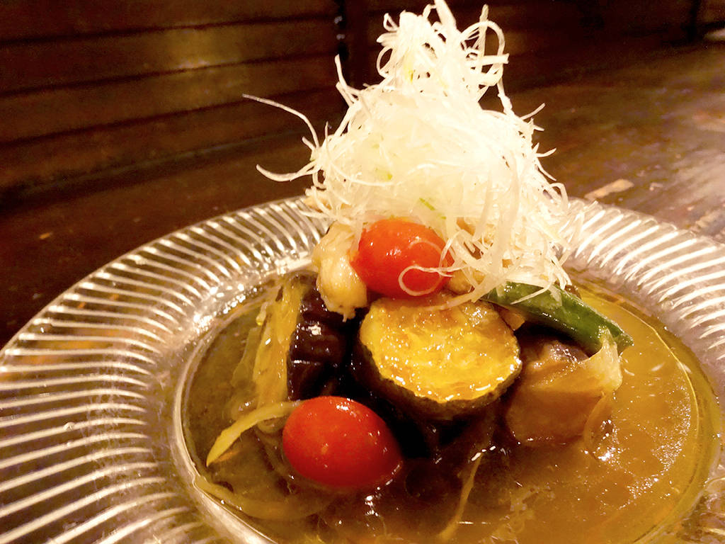 名古屋コーチンと彩り野菜の柚子胡椒マリネ