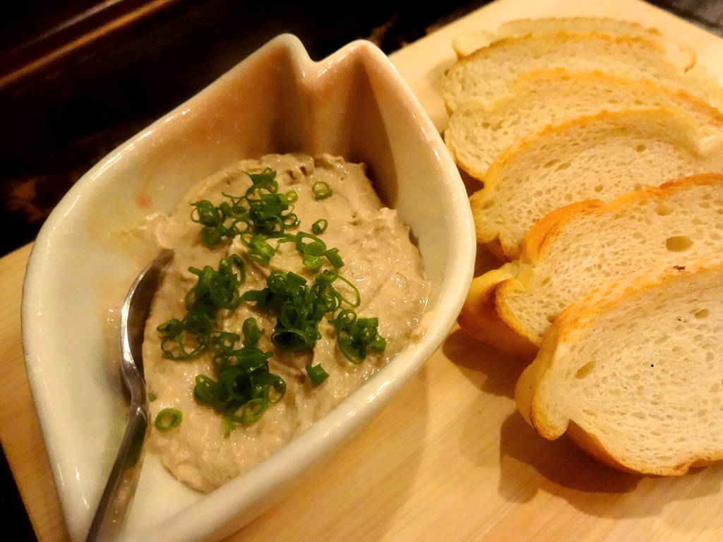 名古屋コーチンのレバパテ