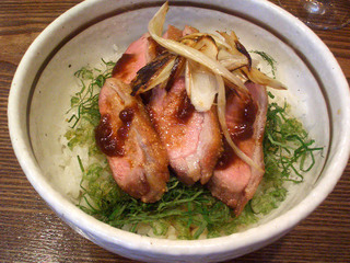 鴨ネギ梅しそ丼