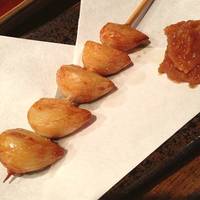 ニンニクの串揚げ