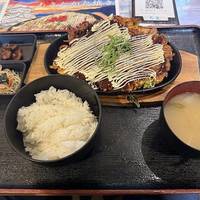 旨辛エサカモダン＋ご飯セット