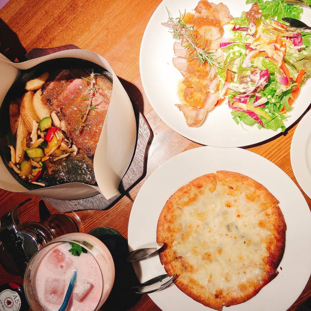 【国産牛のサーロインステーキ】