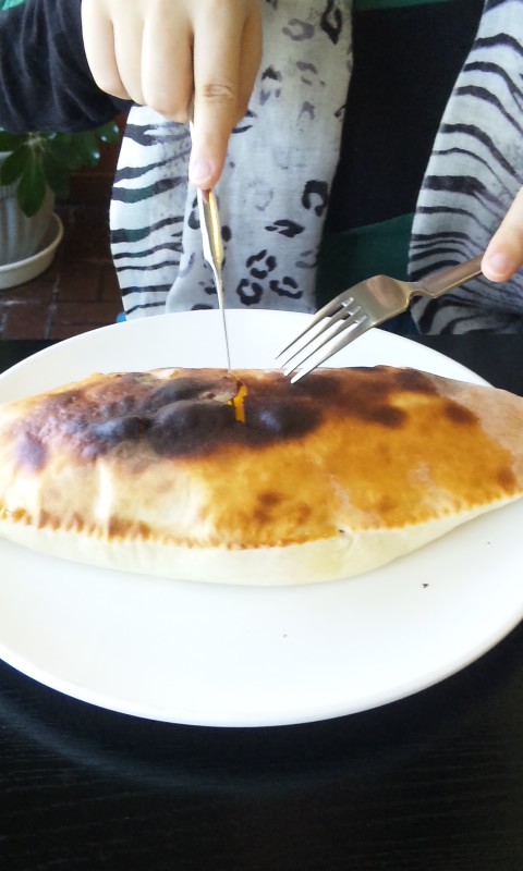 ＰＩＺＺＡ　カルツォーネ