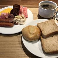 ＢＲＥＡＫＦＡＳＴ