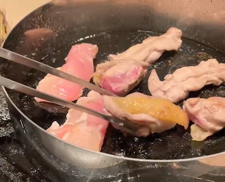 鶏やきにく盛り合わせ