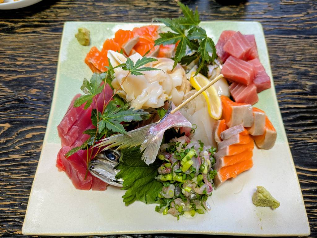 刺身の盛り合わせ