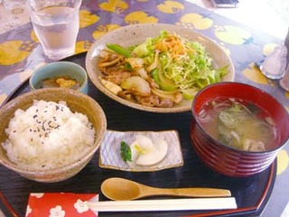 はっぴいランチ（生姜焼き）