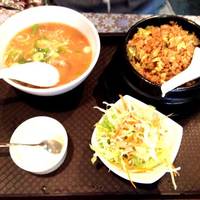 チャーシューレタスチャーハン