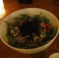 温泉卵とアボカドのネギトロ丼