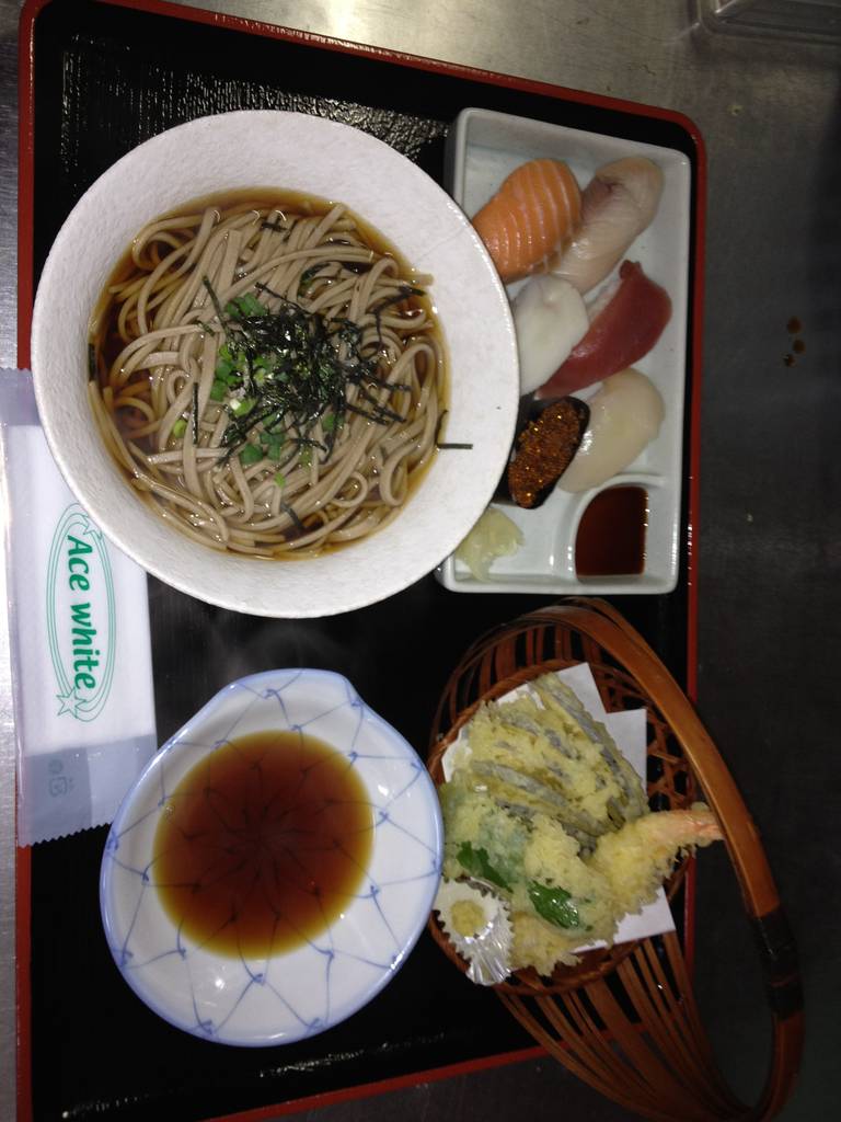 お刺身、天ぷら、鍋、お寿司、定食