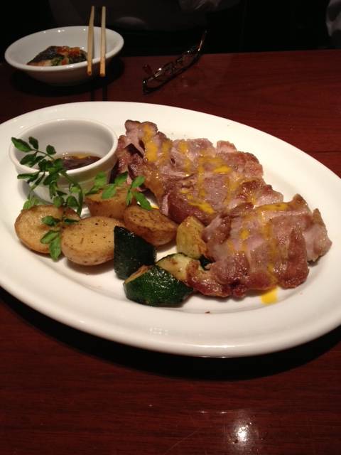 熟成肉の豚肩ロースステーキ