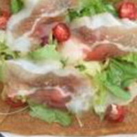 自家製生ハムのガレット