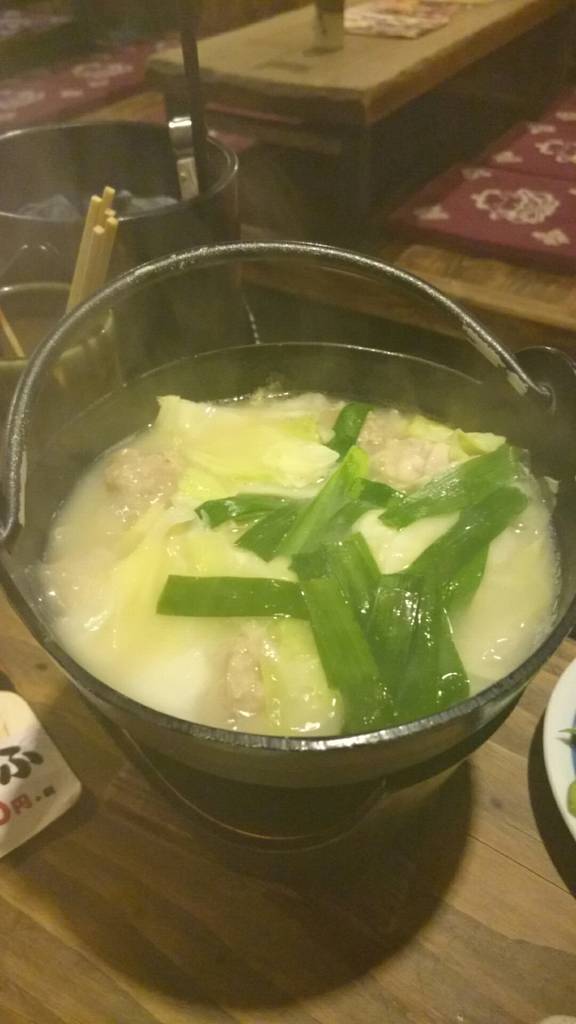 鶏とキャベツの白湯鍋