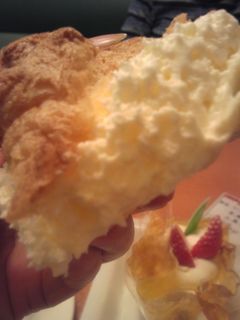 不二家のシュークリーム