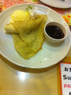 たっぷりチョコと丸ごとバナナの雑穀クレープ